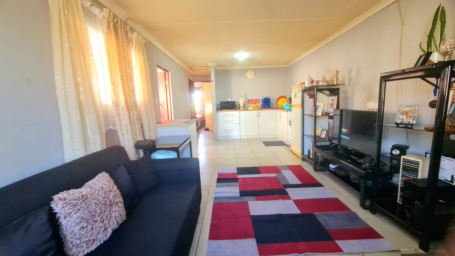 2 Bedroom Property for Sale in Highbury Western Cape